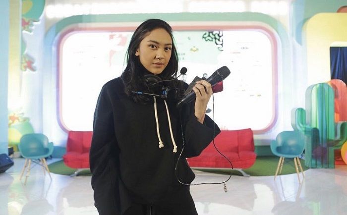 5 Potret Sederhana Putri Tanjung, Anak Chairul Tanjung
