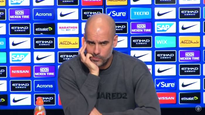 Pelatih Manchester City, Pep Guardiola, dalam konferensi pers jelang laga leg kedua semifinal Piala 