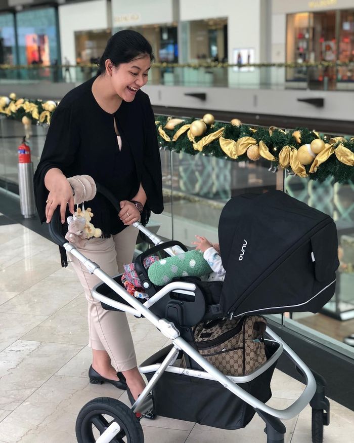 gucci baby stroller