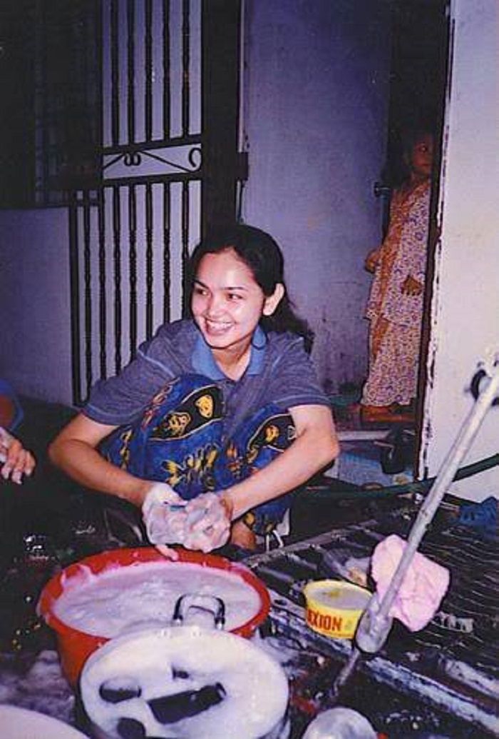 Intip 6 Potret Transformasi Siti Nurhaliza dari Masa ke Masa, Cantik