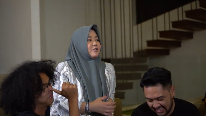 Kuntilanak Datang ke Rumah Risa Saraswati