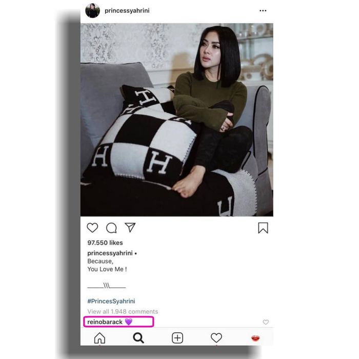 Tangkapan layar unggahan akun gosip terkait komentar Reino Barack di Instagram Syahrini.