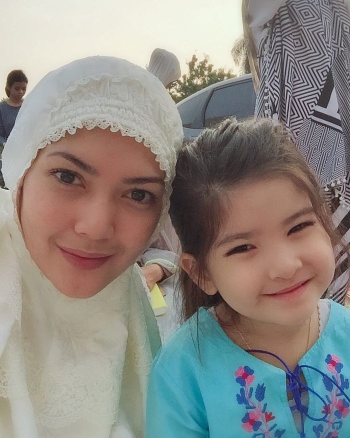 Pesona Melina Tian, Istri Mantan Suami Olla Ramlan 