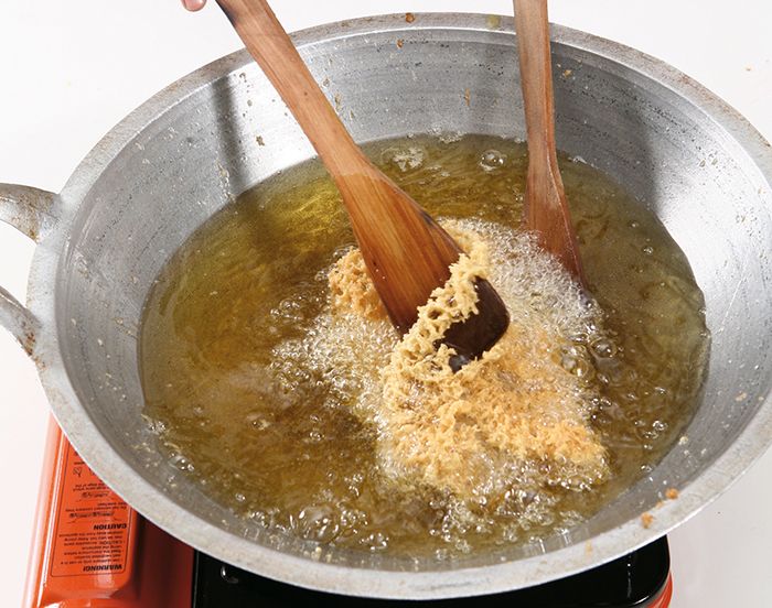 Cara Membuat Ayam Goreng Kremes Ala Rumah Makan dengan Cara Membuat Ayam Goreng Kremes Ala Rumah Makan dengan