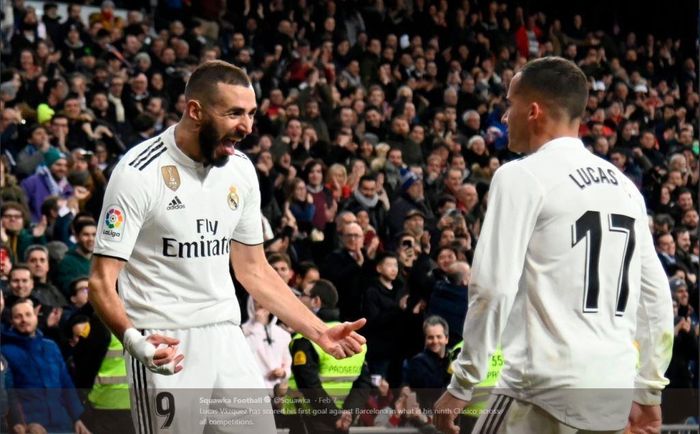 Lucas Vazquez (kanan) merayakan gol Real Madrid ke gawang Barcelona dalam partai Copa del rey di Camp Nou, 6 Februari 2019.