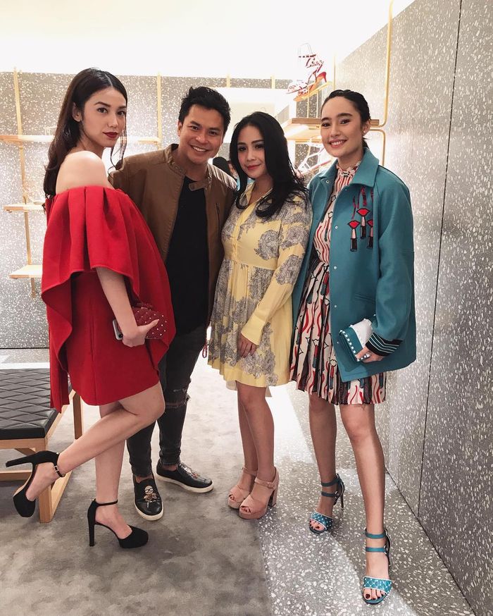 7 Outfit Kondangan Anggun Elegan Ala Tatjana Saphira Lovely Semua Halaman Cewekbanget 7 Outfit Kondangan Anggun Elegan Ala Tatjana Saphira Lovely Semua Halaman Cewekbanget