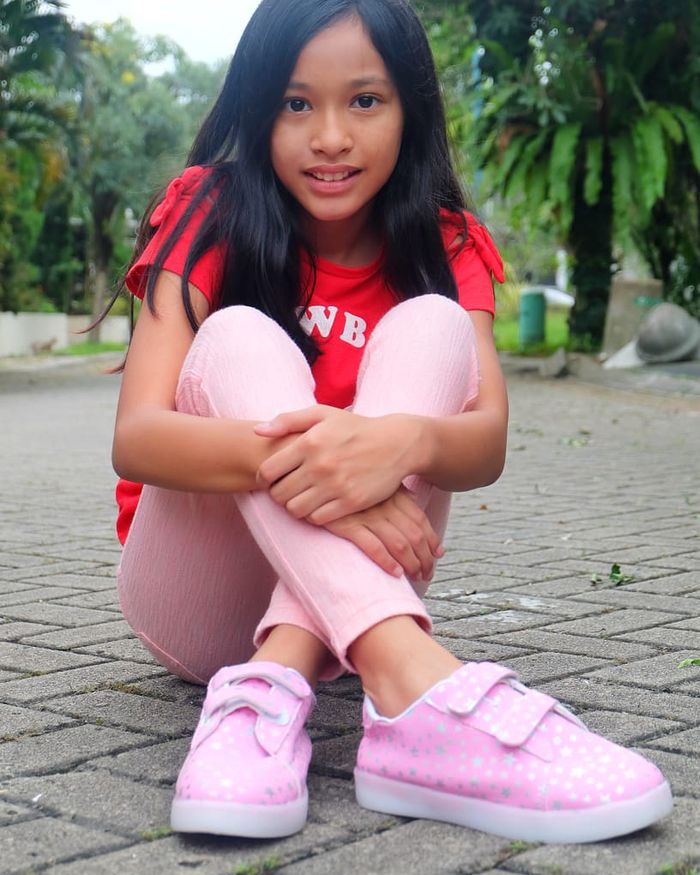 Tak Pernah Terekspos Media, Intip 5 Potret Cantik Putri Pasha Ungu yang Mulai Beranjak Remaja