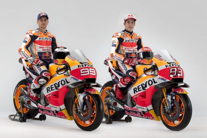 Duo pembalap tim Repsol Honda, Marc Marquez dan Jorge Lorenzo.