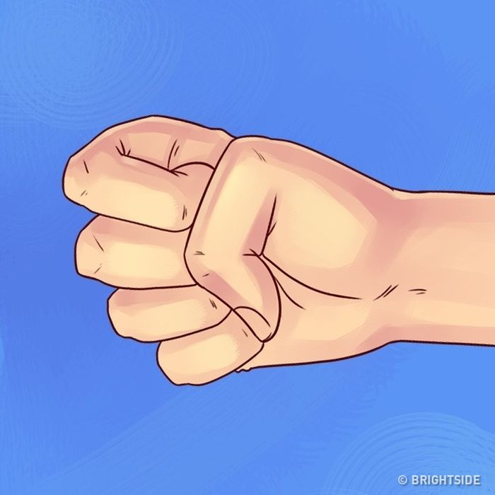 
Menebak Kepribadian Dilihat dari Kebiasaan Mengepalkan Tangan
