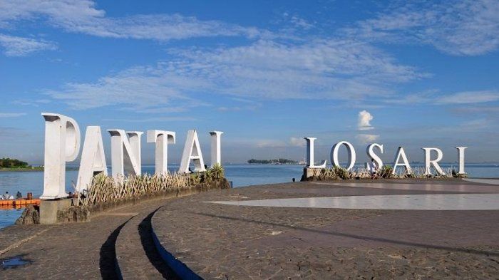 Losari Beach, Makassar