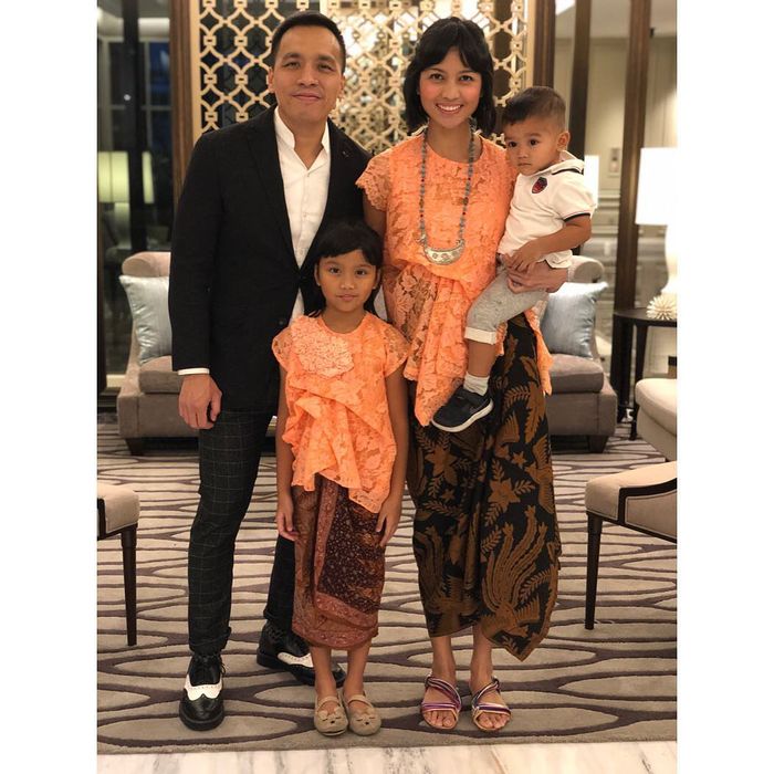 Gagal Nikah Setelah 9 Tahun Berpacaran Ini Kabar Mantan Terindah Dimas Seto Yang Sudah Jadi Mama Muda Semua Halaman Nova