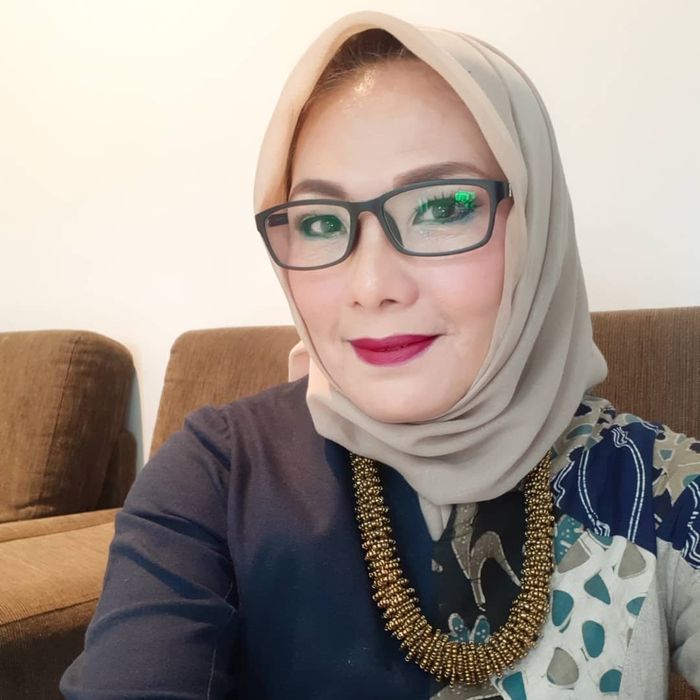 Ibu Andikha Pratama, Sherlie Subagyo