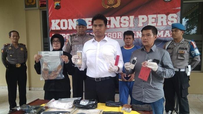 Kasat Reskrim Polres Banyumas AKP Gede Yoga Sanjaya dan tim dari Humas Polres Banyumas mengungkap tindak pidana pencurian dan atau meninggalkan orang yang membutuhkan pertolongan.