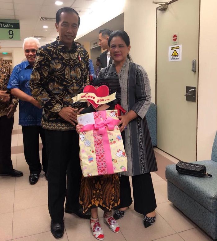 Shakira dijenguk Presiden Jokowi di Singapura