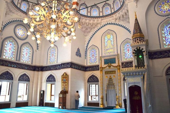 Masjid Camii, Tokyo, Jepang