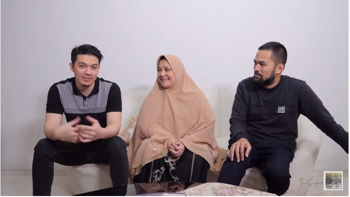 Kebersamaan Tengku Wisnu, Fenny Bauty, dan Irwansyah.