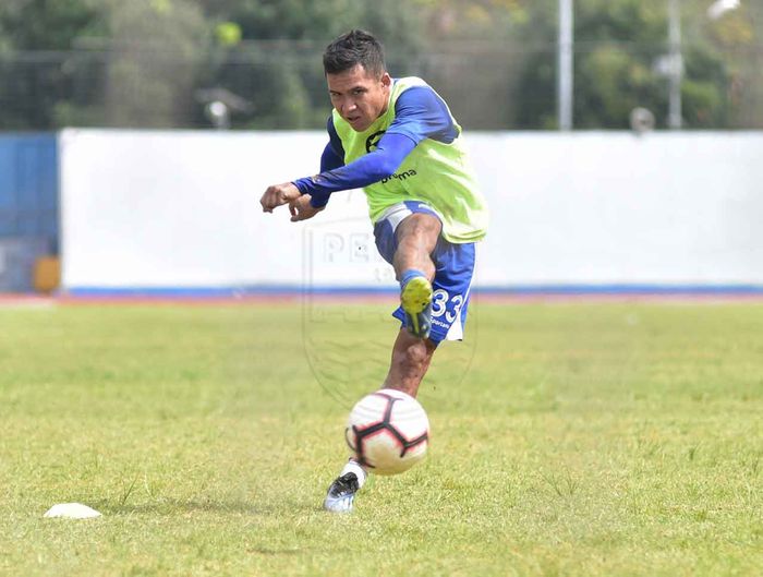 Gelandang muda Persib, Erwin Ramdani, mengaku sudah tidak sabar untuk segera berlaga di Piala Presiden 2019.
