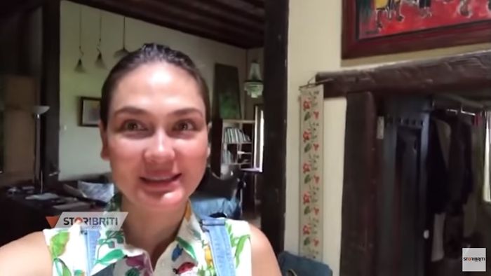 Rumah ibu Luna Maya di Bali yang menyimpan banyak furnitur tempo dulu