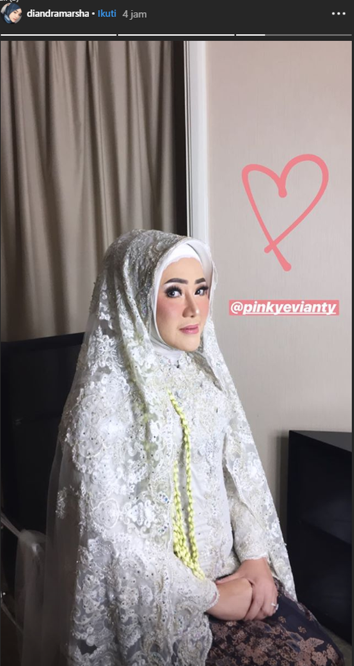 Potret Haru Pernikahan Kakak Maia Estianty, Tangis Ayahanda Pecah saat Acara Sungkeman