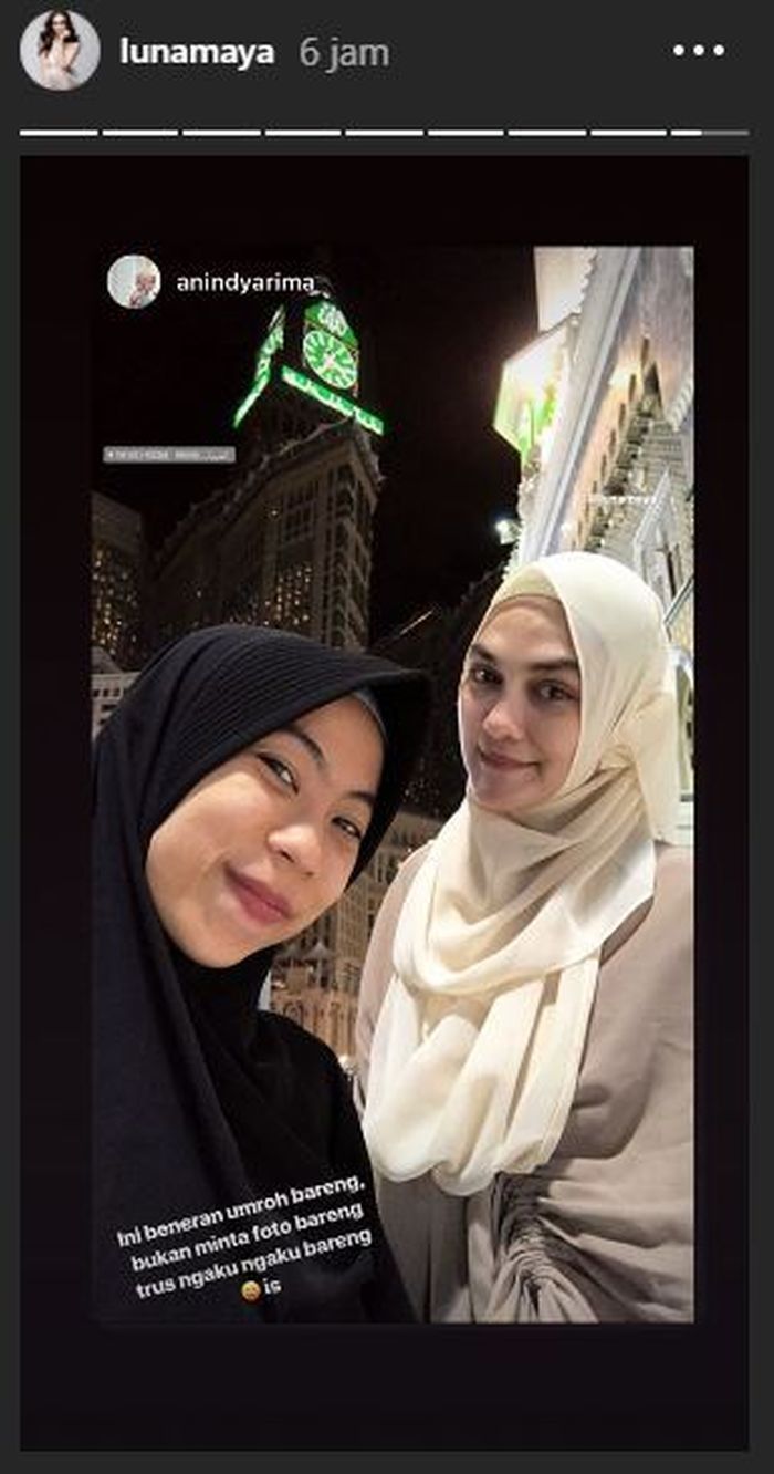 Luna Maya Saat Menjalanankan Ibadah Umroh