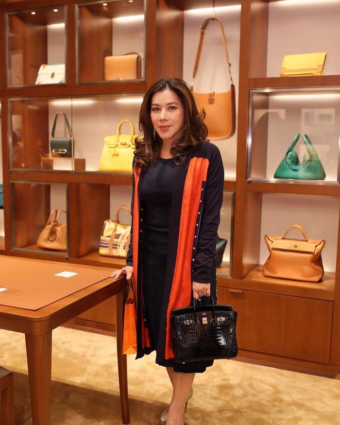 Janah dengan tas-tas mewah