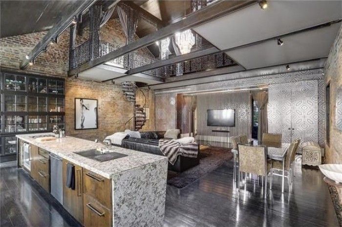 Rumah milik Lenny Kravitz.
