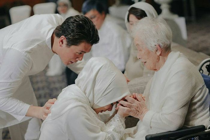 Nenek Reino Barack tampak sehat dan bugar