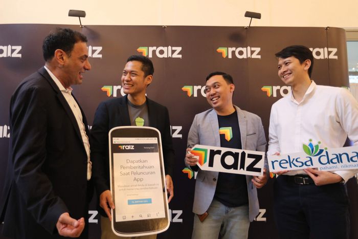 Raiz Invest secara resmi hadir di Indonesia pada Rabu (6/3) di Jakarta. Acara dihadiri Managing Director & CEO Raiz Invest Australia Mr. George Lucas, Commissioner Raiz Invest Indonesia Michael Luhukay, CMO Raiz Invest Indonesia Fahmi Arya, dan CIO Avrist Asset Management Farash Farich.