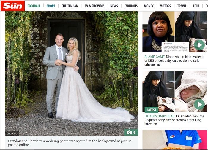 Foto pernikahan Brendan Rodgers dan Charlotte yang terpajang di kediamaan dan terlihat saat pencuri berswa foto.