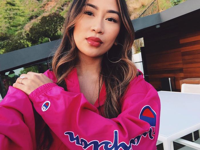 Kezia cantik dengan barang-barang branded