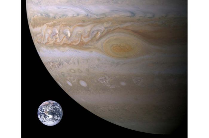 Ilustrasi Bumi dan Jupiter