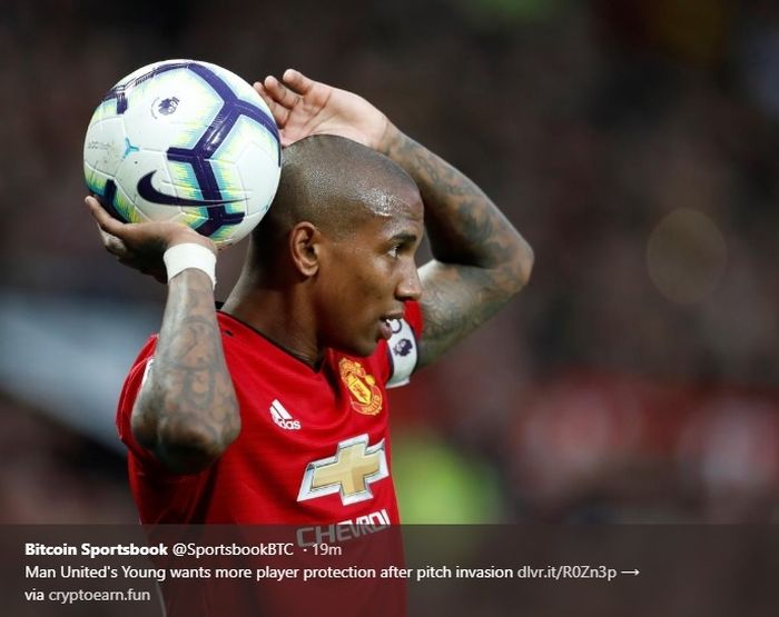 Pemain Manchester United, Ashley Young