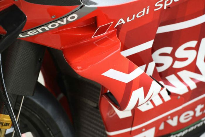 mengatur ulang aerofairing atau winglet