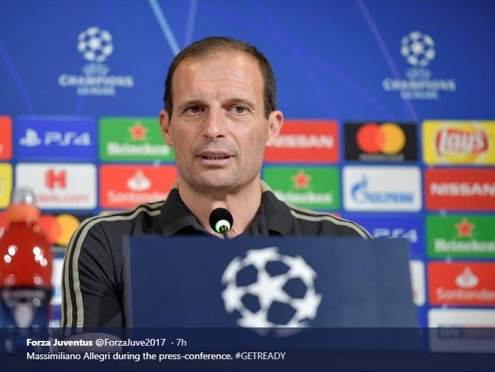 Massimiliano Allegri saat konferensi pers jelang laga Juventus melawan Atletico Madrid