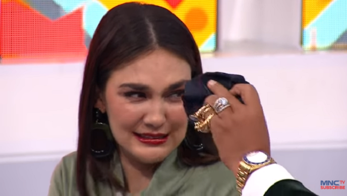 Hotman Paris menggoda Luna Maya