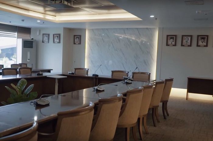 Ruang rapat pimpinan di gedung DPR RI