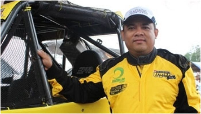 H Isam yang pernah digosipkan dengan Syahrini