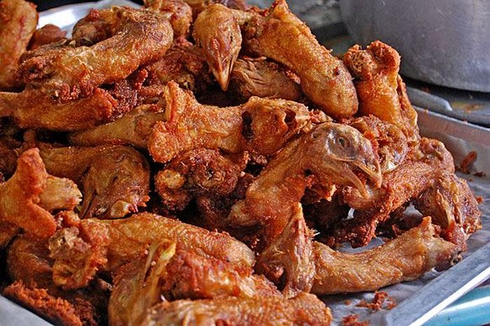Kandungan Kepala Ayam Yang Suka Makan Ayam Pasti Gak Tahu! Bagian Ayam Ini Ternyata Bisa Bahaya Kalau Sampai Masuk Perut, Ngeri Banget - Semua Halaman - Grid Fame