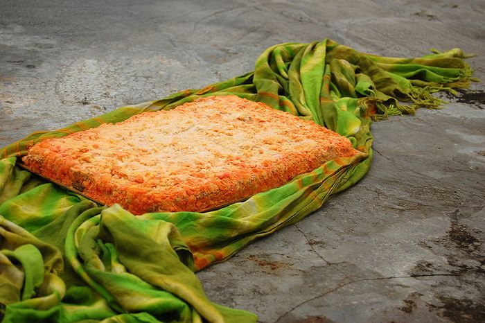 Oncom makanan fermentasi yang kaya protein