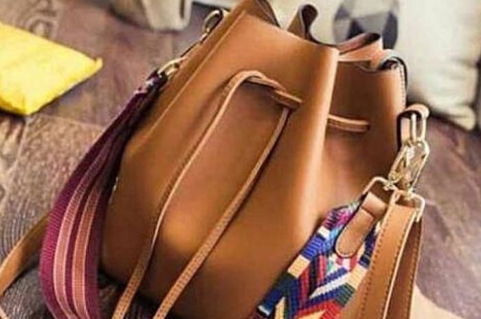 Bucket bag.