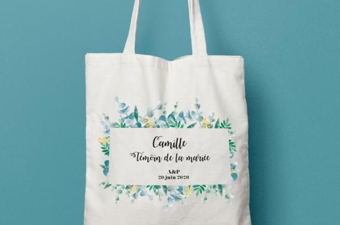 Tote bag
