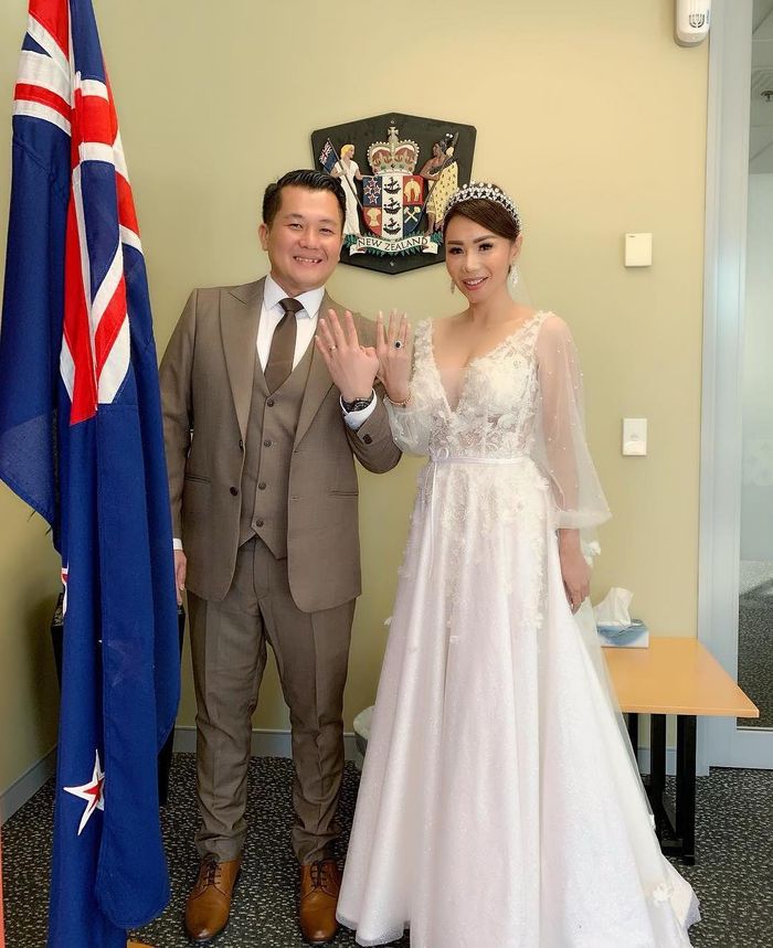 Tampil Cantik Bak Putri Kerajaan, Femmy Permatasari Bagikan Foto