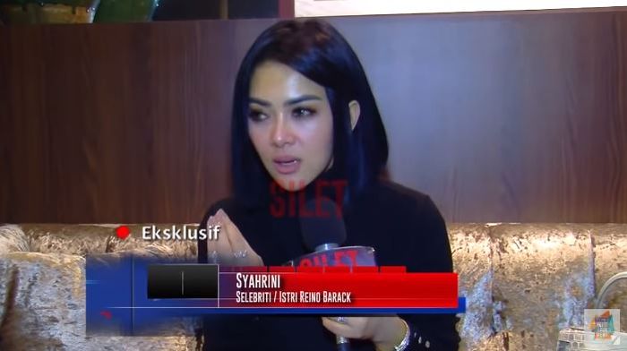 Syahrini menjelaskan arti mahar yang diberikan Reino Barack kepadanya.