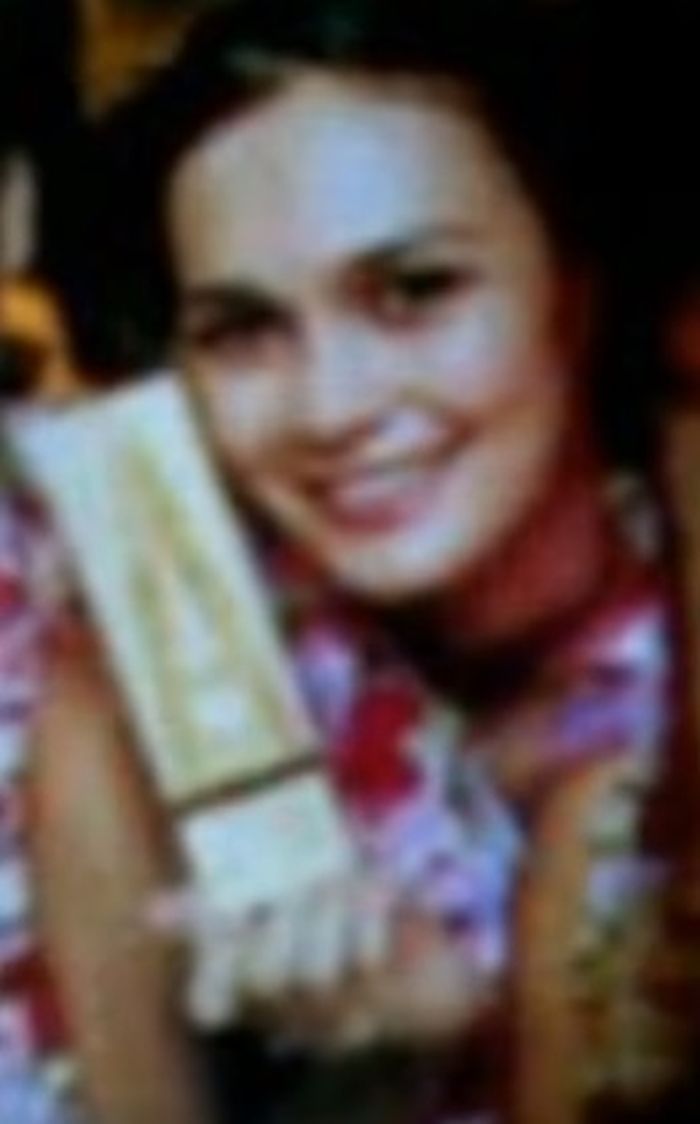 Penampilan Luna Maya saat menjadi bintang iklan. (YouTube Before And After)