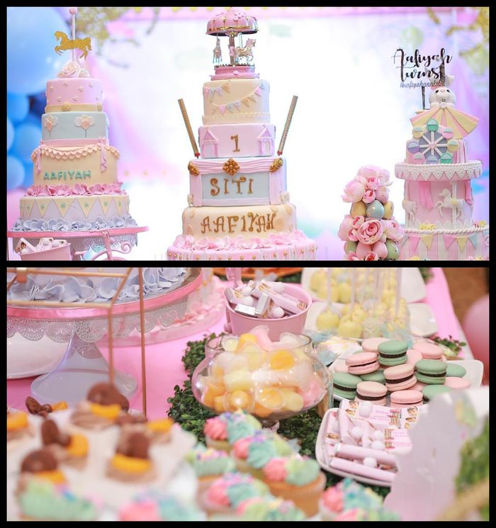 Kue ulang tahun dan aneka hidangan di perayaan ulang tahun Siti Aafiyah