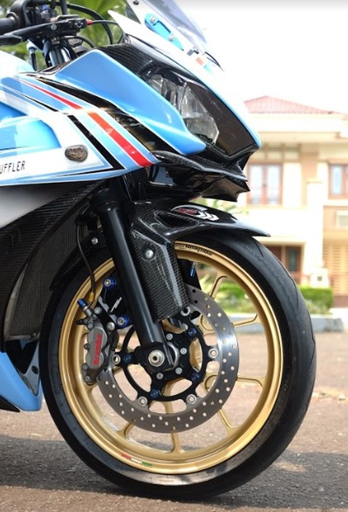 Yamaha YZF-R25 milik Indra Gunawan Laksmono bos Ai-Tech Speed Shop garapan Salim Airbrush