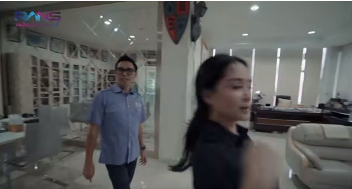 Ruang kerja Eko Patrio