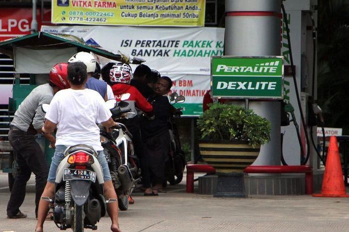 5 Alasan Kenapa Motor Matic Paling Cocok Buat Anak SMA 5 Alasan Kenapa Motor Matic Paling Cocok Buat Anak SMA