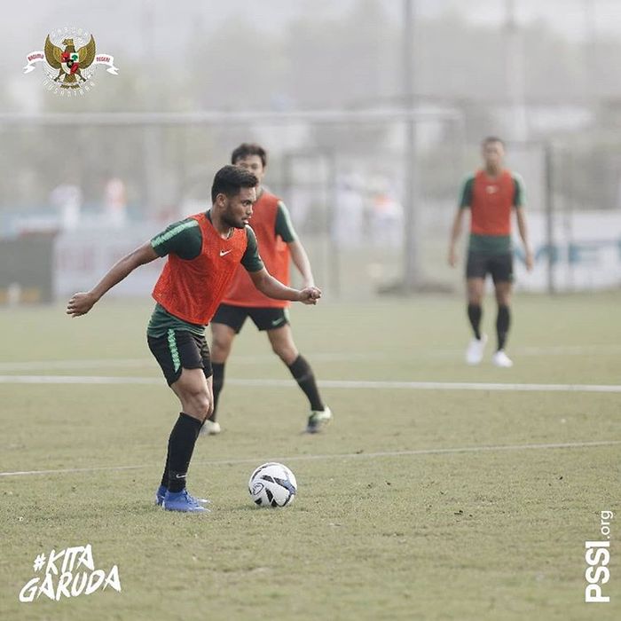 Saddil Ramdani saat mengikuti latihan bersama timnas U-23 Indonesia di Lapangan Viettel, Vietnam, Selasa (19/3/2019).