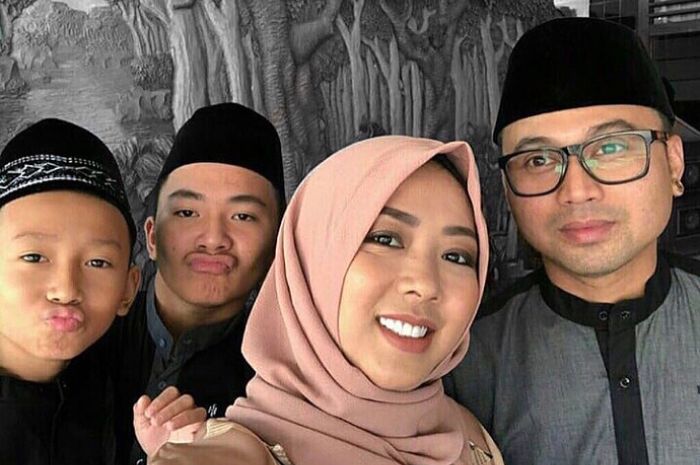 Instagram @koko_ko_ko
Soimah dan keluarga
